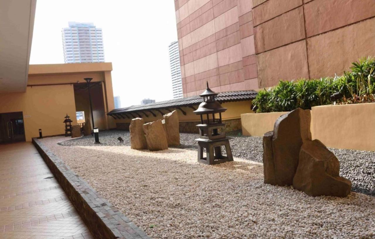 Grand Riviera Suites Comfy Condo Near Us Embassy Manila Bay Roxas Blvd Ermita מנילה מראה חיצוני תמונה