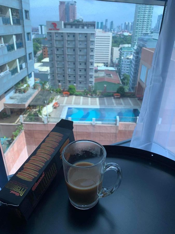 Grand Riviera Suites Comfy Condo Near Us Embassy Manila Bay Roxas Blvd Ermita מנילה מראה חיצוני תמונה
